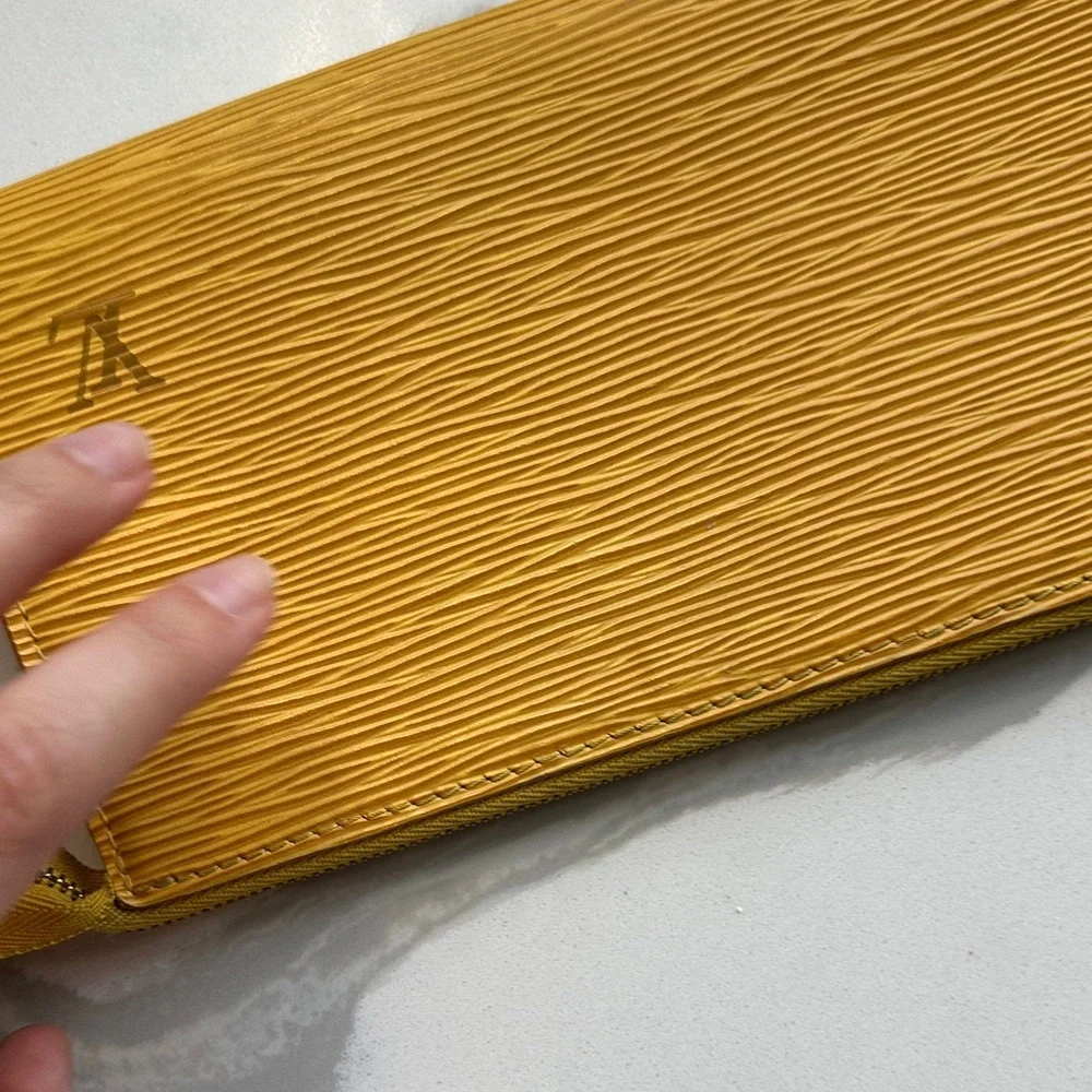 Louis Vuitton Yellow Epi Leather Wristlet Clutch